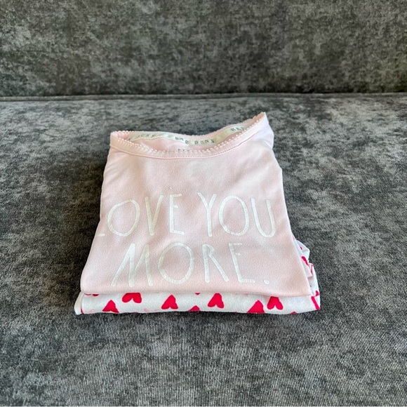 Rae Dunn ‘Love You More.’ Pajamas Size 4 - Picture 10 of 10